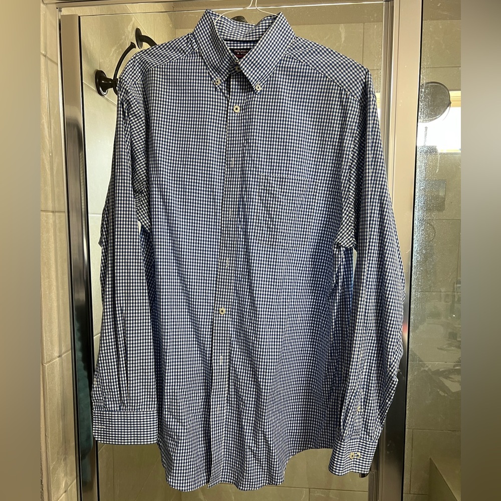 Roundtree & Yorke White and Blue Gingham Shirt